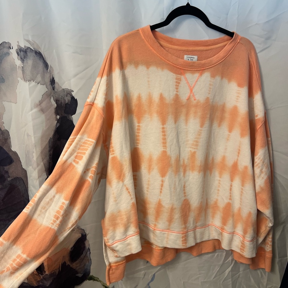Women’s Crown and Ivy Sweatshirt size XL. Worn 3 times